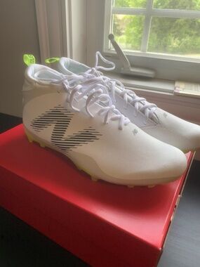 New Balance Rush V4 Mid Football/Lacrosse Cleats